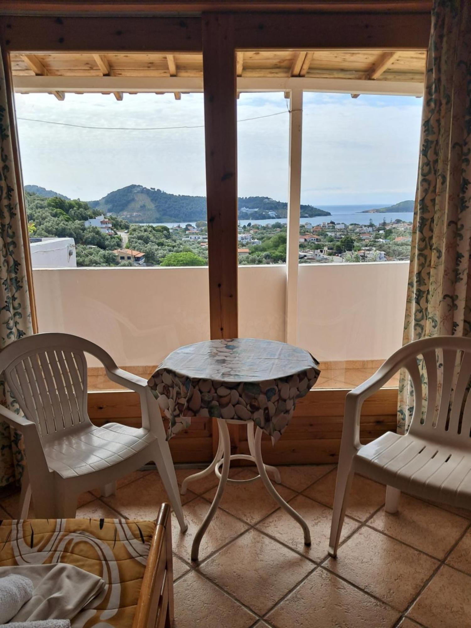 Camelia Studios Skiathos Town Exterior photo