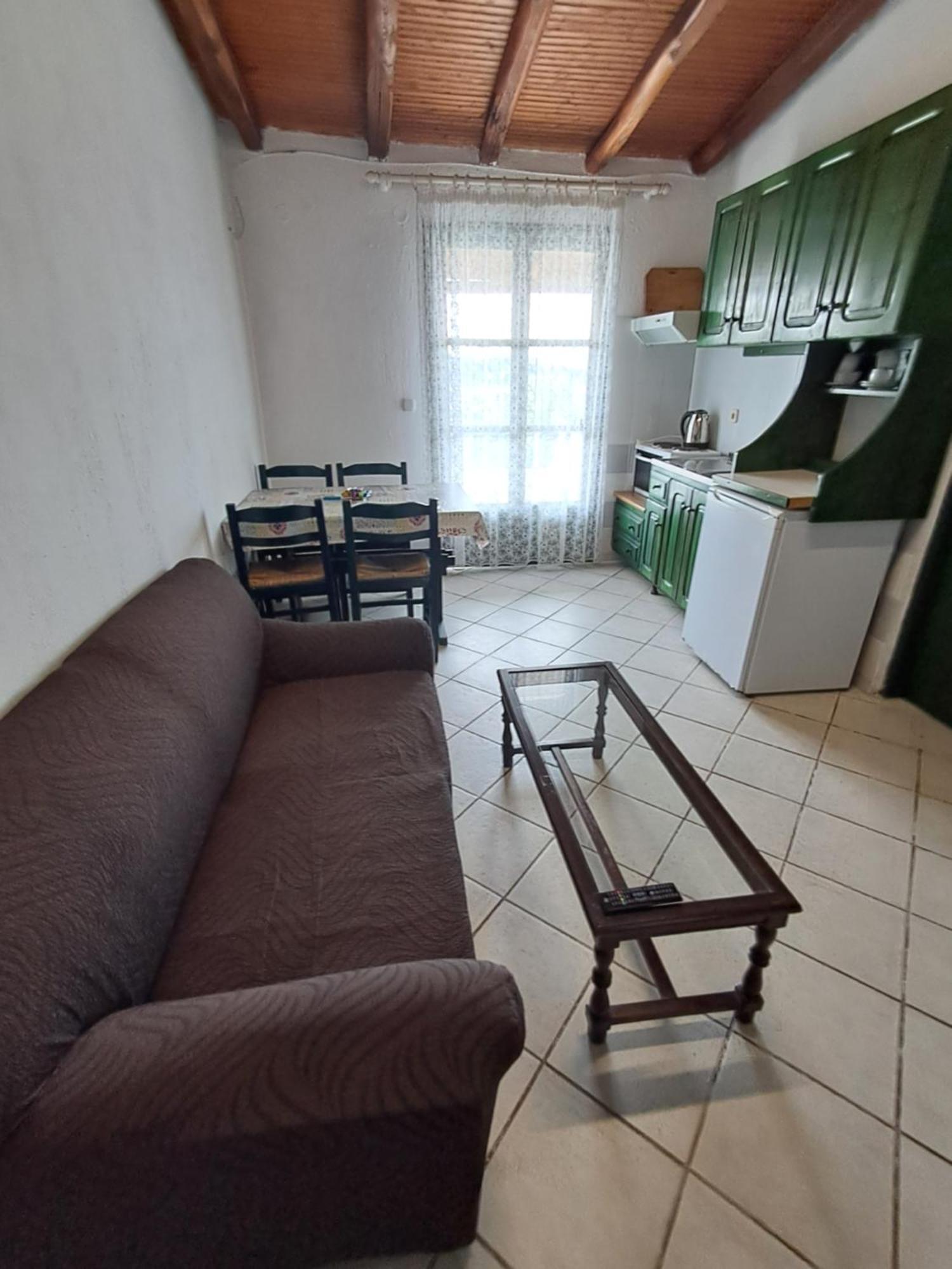 Camelia Studios Skiathos Town Exterior photo